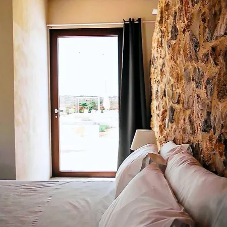 Masseria Voluzzi ファームステイ コペルティーノ